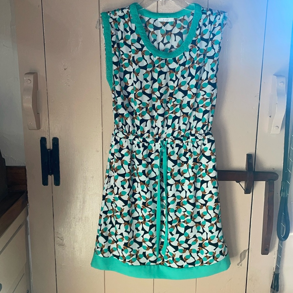 Esley floral dress, size small